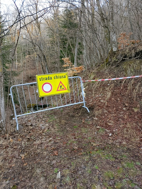 Ordinanza n.01-2026 del 11-03-2026 Chiusura strada vicinale denominata per Cucchiale (sentiero di collegamento tra la strada comunale per la frazione Morinesio e la frazione Cucchiales)